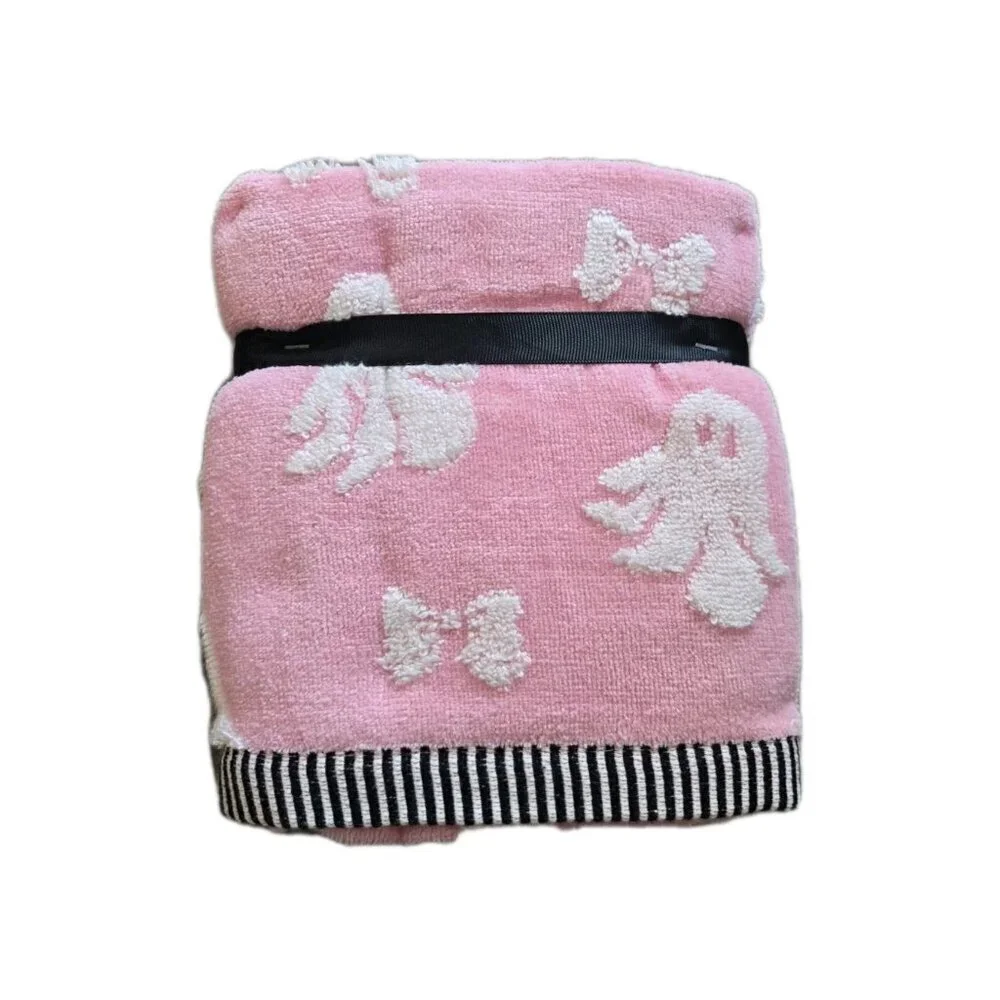 Set 2 Betsey Johnson Pink Halloween Ghost Hand Towels 16x26 Cotton Embroidered